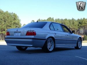 2001-BMW-750iL-modern-performance--Car-101448300-2bb9c305e2683e8df4c460861ba3ce71.jpg